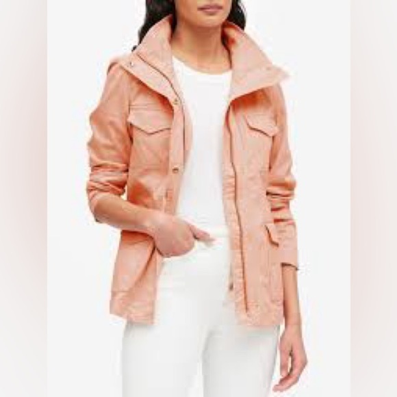 Banana Republic Jackets & Blazers - Classic Utility Banana Republic Jacket Peach Size Medium